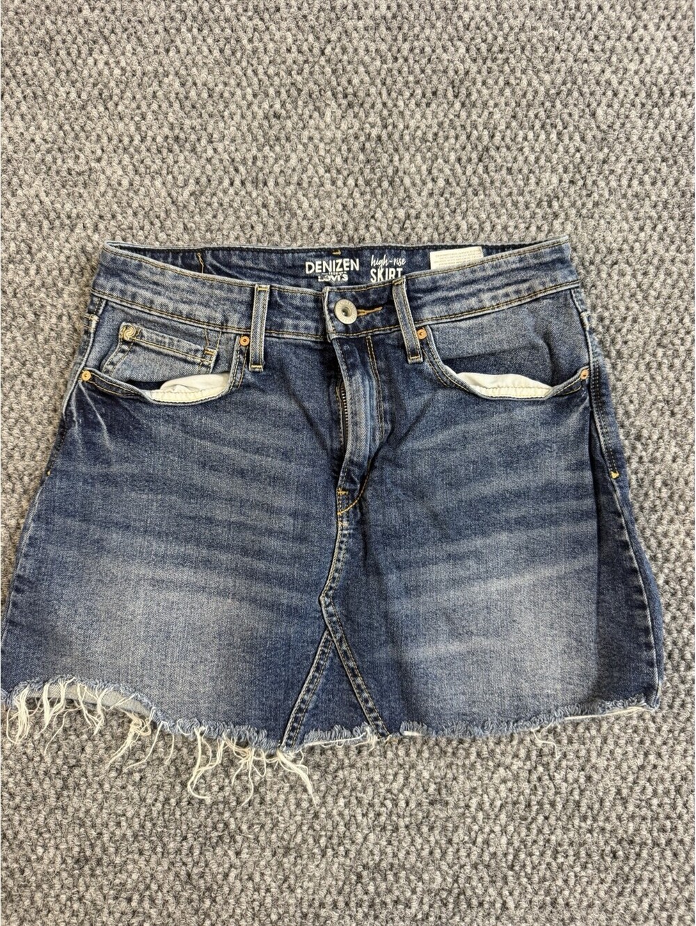 Denizen From Levi’s High Rise Denim Mini Skirt Raw Hem Women’s Blue Stretch